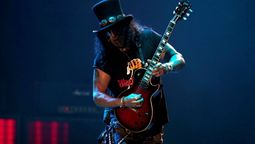Slash anticipó nuevas canciones de Guns N’ Roses para el 2021