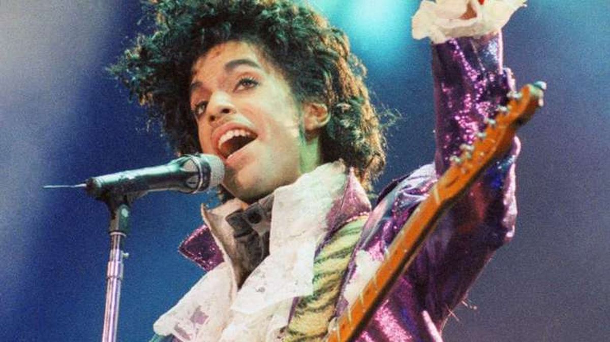 La historia detrás de “Born 2 Die”, una canción inédita de Prince
