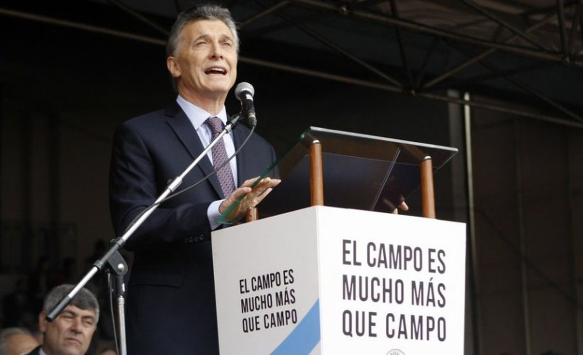 Macri en La Rural ratificó la decisión de “dar batalla contra las mafias” y afirmó que la Argentina ya está creciendo